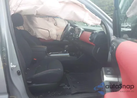 2021 Toyota Tacoma Sr5 V6 z USA, uszkodzony, nr VIN 5TFAZ5CN4MX100873